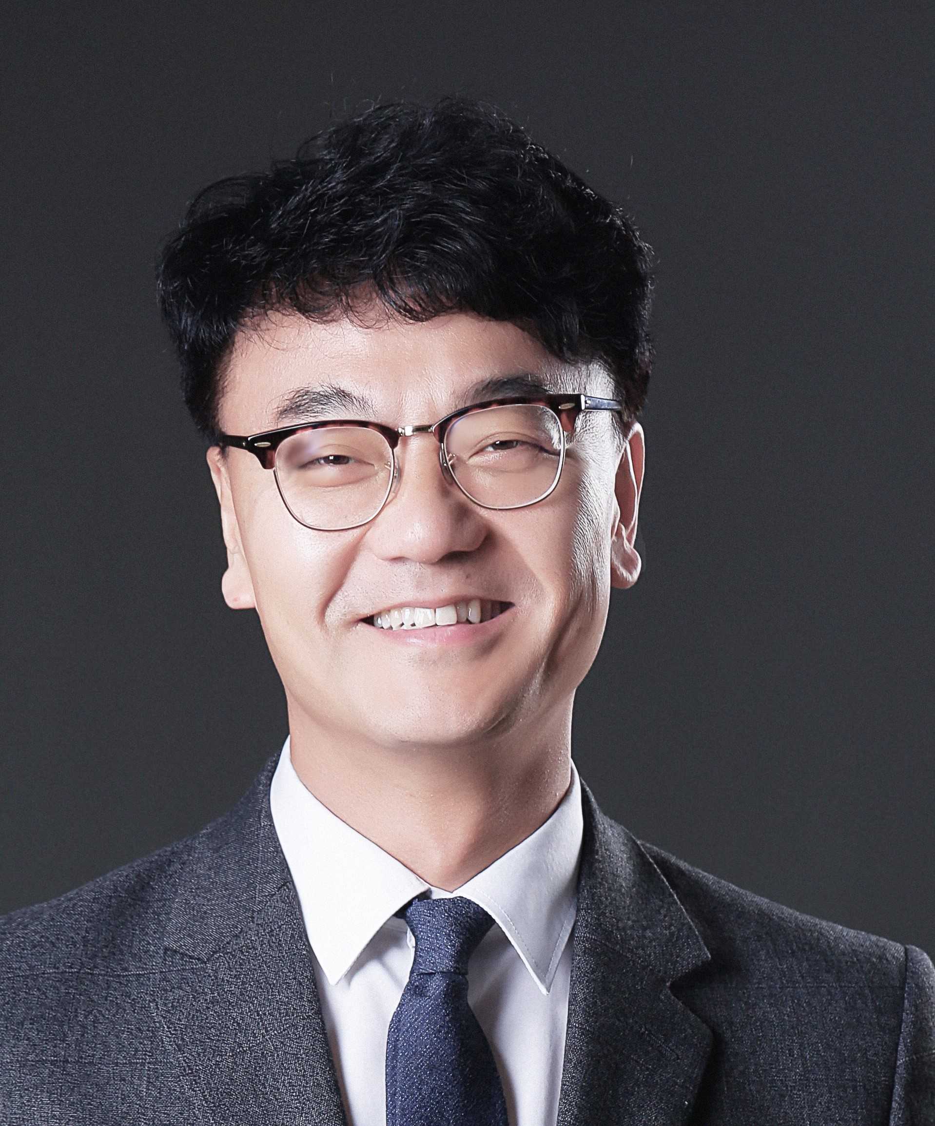 Prof. Jeong Min  Lee