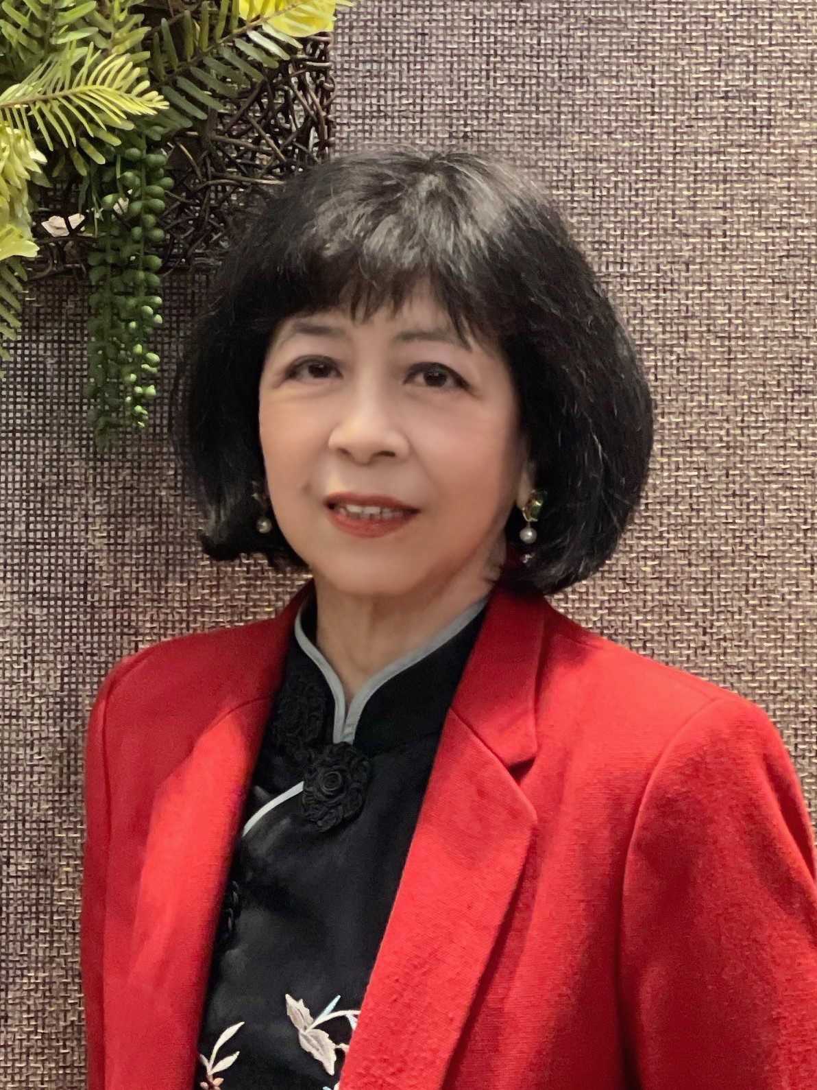 Dr. Lilian Ling Yee Leong Fung